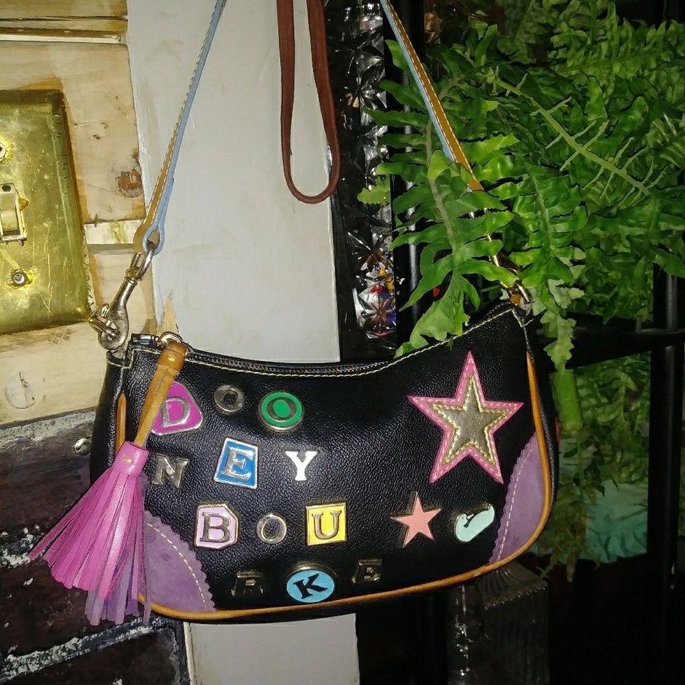 Dooney and bourke satchel